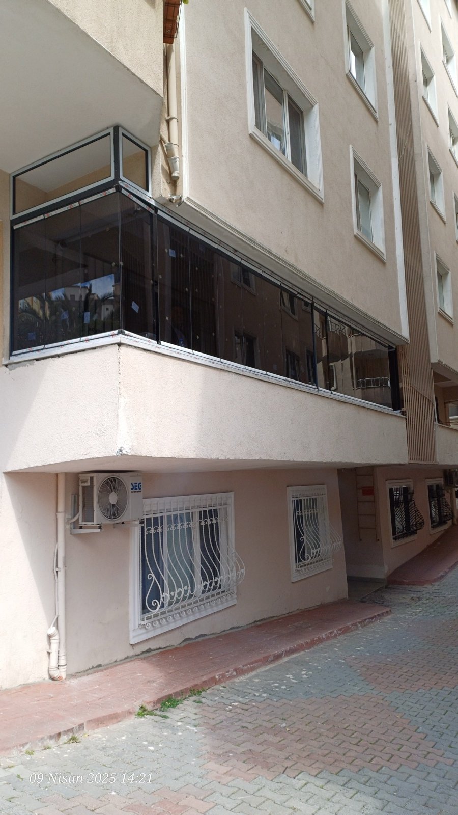Cam Balkon - Teknik Dizayn Alüminyum