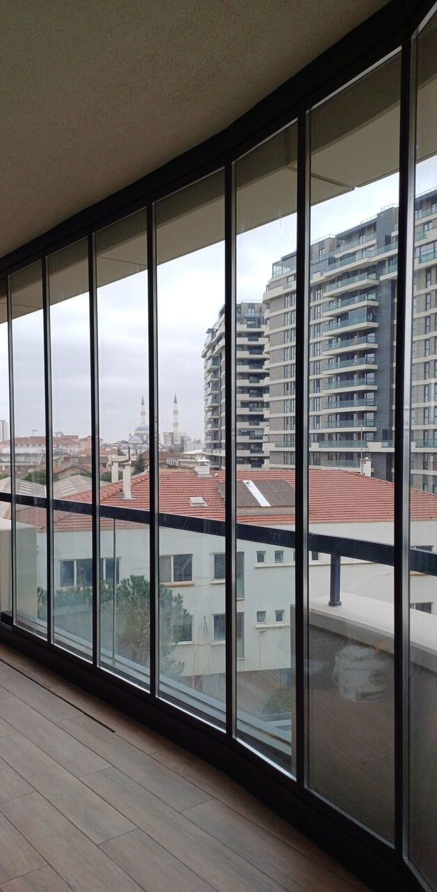 Cam Balkon Uygulaması - Teknik Dizayn Alüminyum