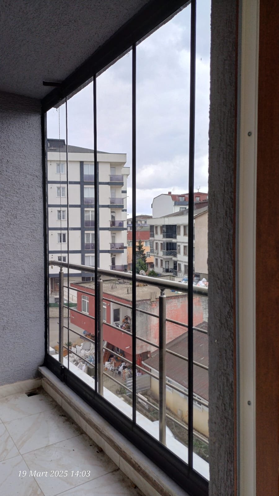Katlanır Cam Balkon Uygulaması - Teknik Dizayn Alüminyum